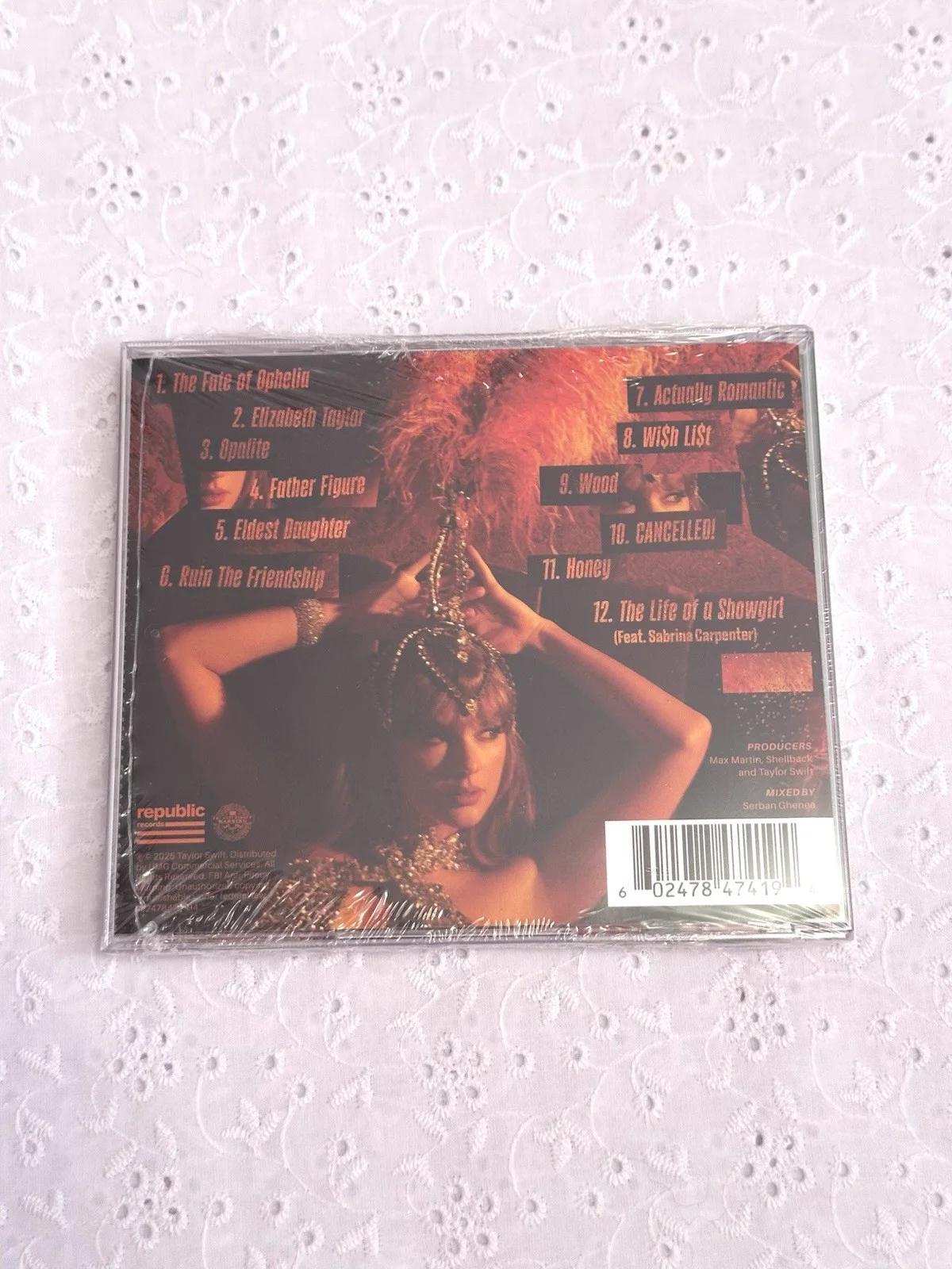 *SEALED* Taylor Swift The Life of a Showgirl Hand Signed Photo CD Lot of 3, изображение 5