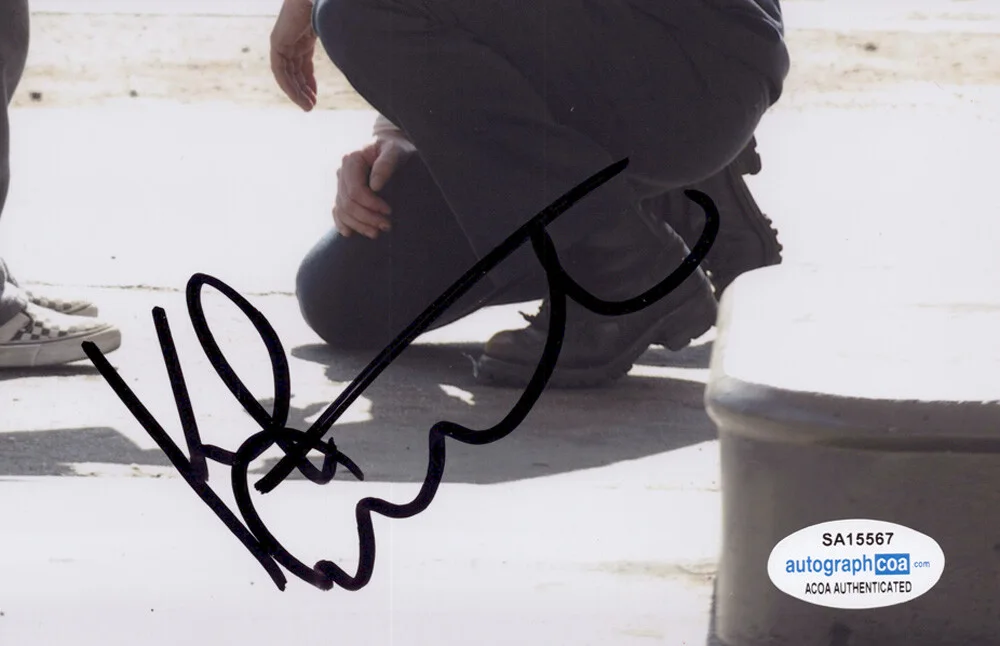 KIEFER SUTHERLAND — Kiefer Sutherland signed "TOUCH" 8x10 Photo Autographed PROOF a 24 ACOA COA, изображение 4