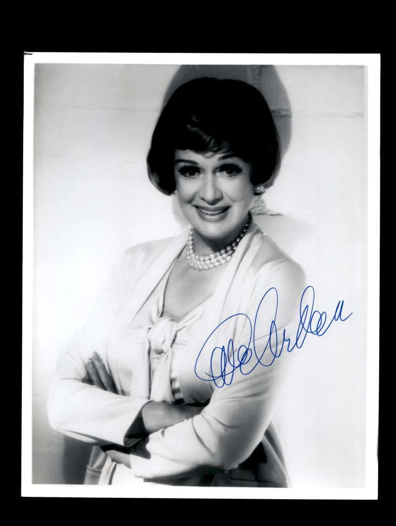 Eve Arden — Eve Arden PSA DNA Cert Signed 8x10 Photo Autograph