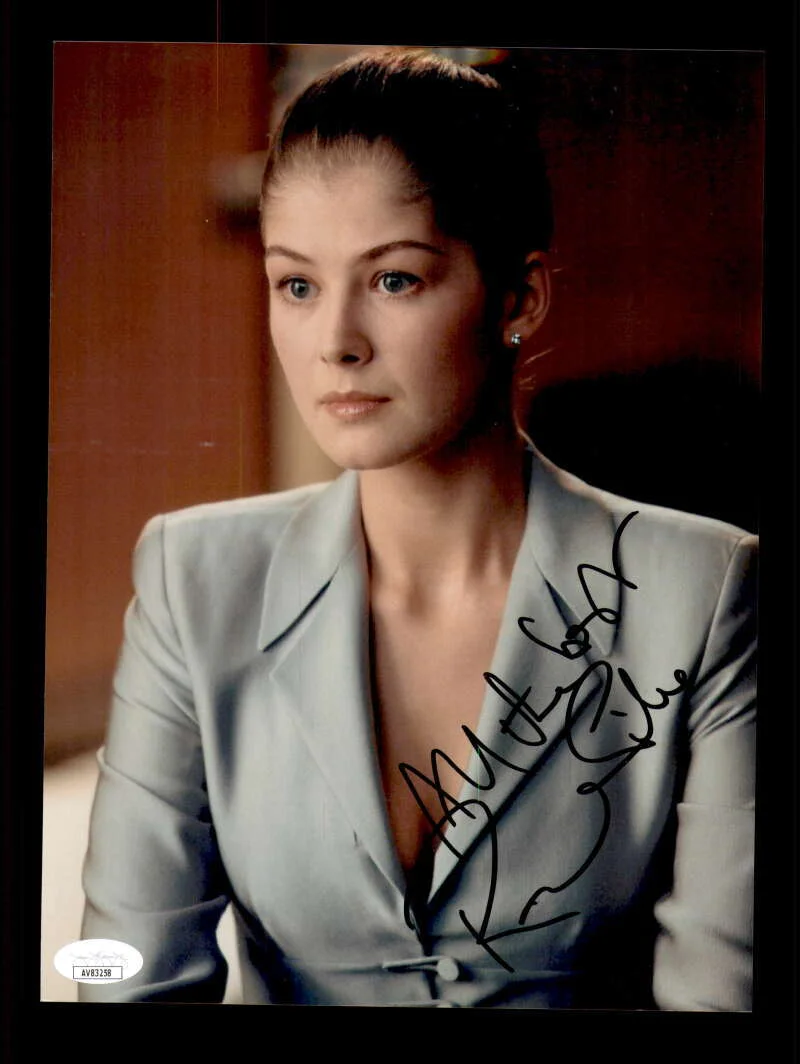 Rosamund Pike — Rosamund Pike JSA Coa Signed 8x10 Photograph James Bond Autograph