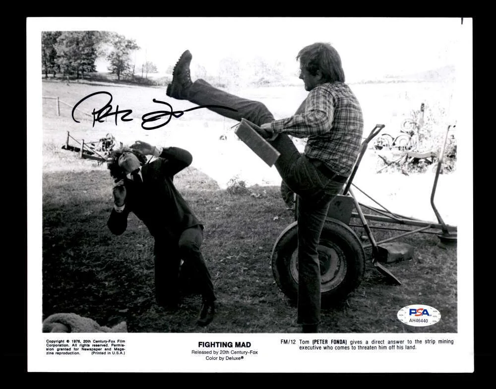 Peter Fonda — Peter Fonda PSA DNA Coa Signed 8x10 Fighting Mad Photo Certified Autograph