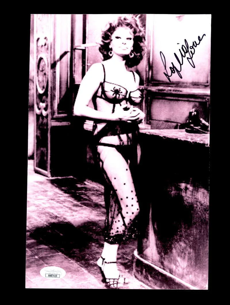 Sophia Loren — Sophia Loren JSA Coa Signed 7x10 Photo Autograph