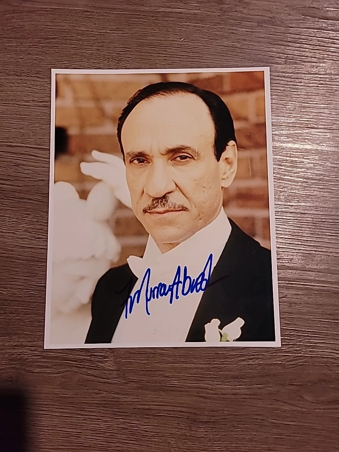 F. Murray Abraham Hand Signed Autographed 8x10 Blue Ink Photo, image 2