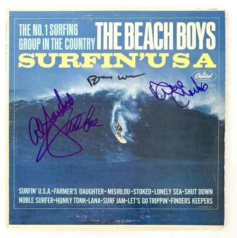 Al Jardine, Mike Love, David Marks, Brian Wilson — Beach Boys Signed Autograph Surfin USA Album Record Brian Wilson +3 Beckett COA