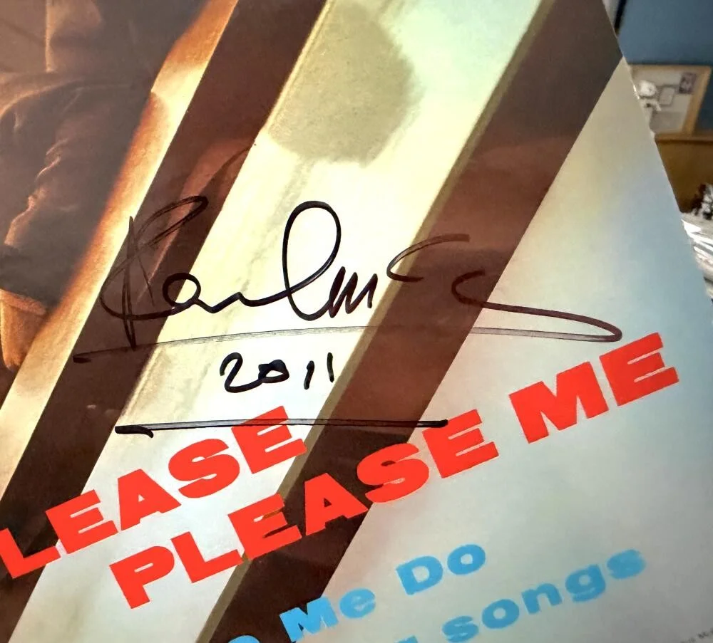 Paul McCartney — Paul McCartney Signed Autograph Album Record Beatles Please Please Me w/ BAS COA, изображение 3