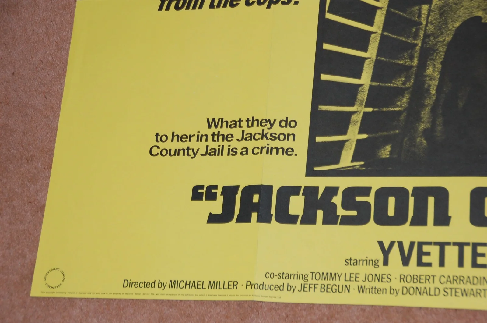 YVETTE MIMIEUX in JACKSON COUNTY JAIL (1976) - ORIG. UK QUAD POSTER - FINE COND., изображение 4