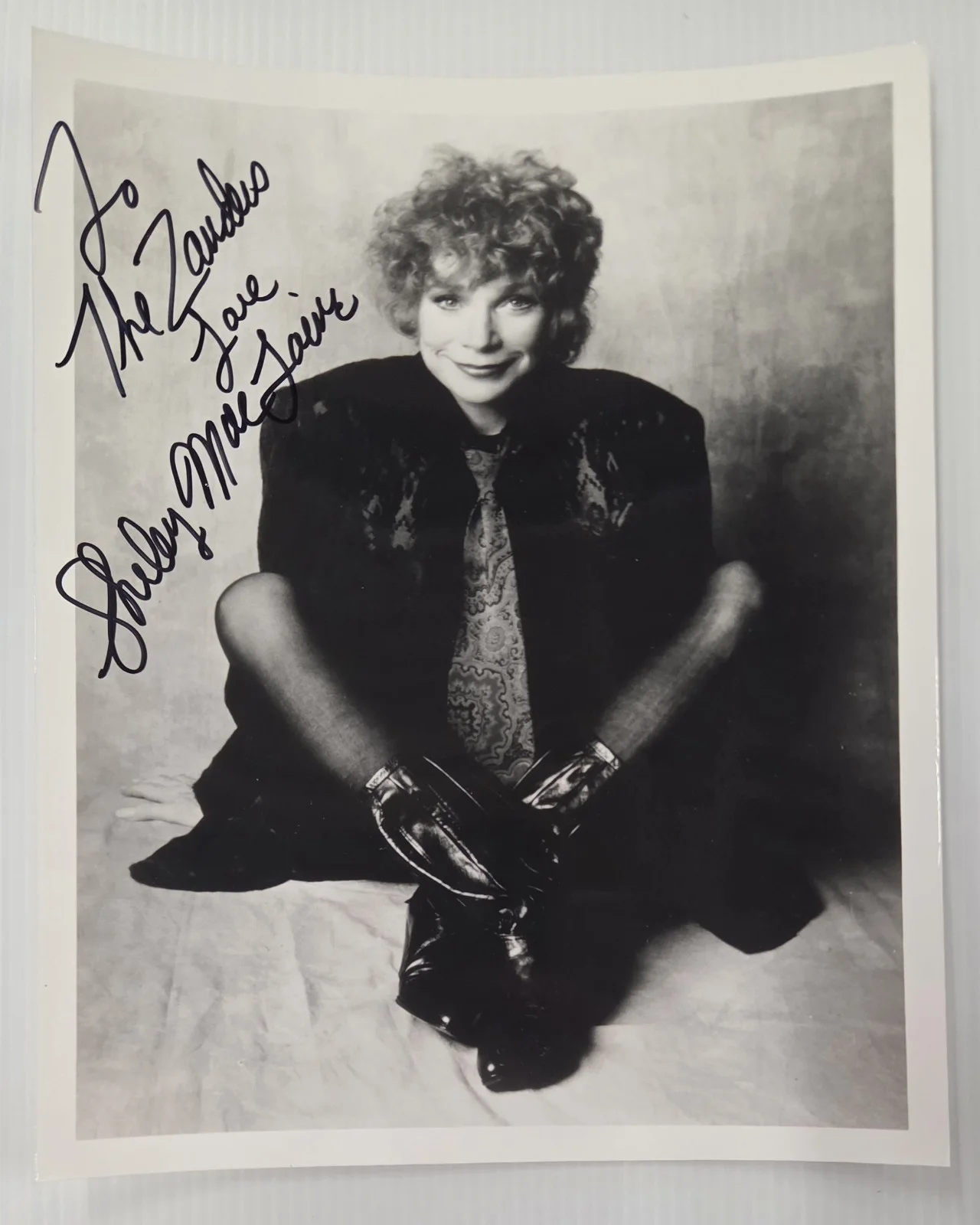 SHIRLEY MACLAINE AUTOGRAPHED SIGNED 8X10 PHOTO MOVIE FILM ACTRESS AUTHOR, изображение 3
