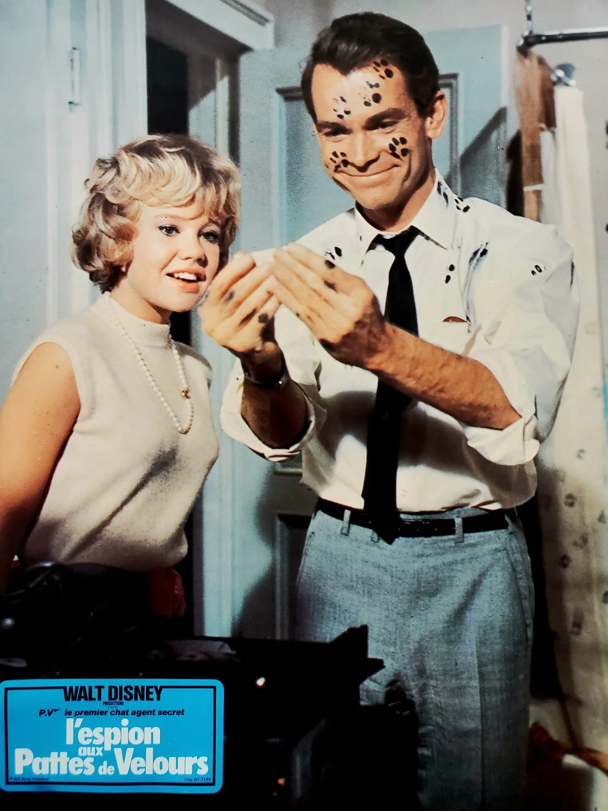 HAYLEY MILLS - VINTAGE ORIGINAL 1965 SET OF 8 FRENCH LOBBY CARDS - WALT DISNEY, изображение 2