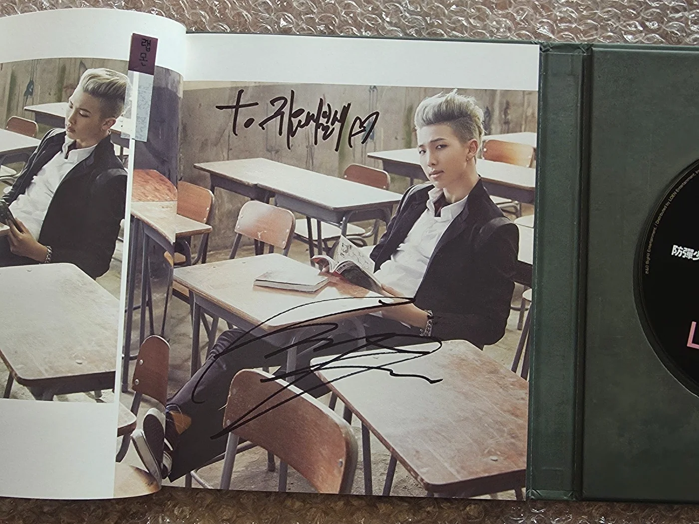 BTS BANGTAN BOYS Fan Sign Event Album Skool Luv Affair Autographed Hand Signed, изображение 4