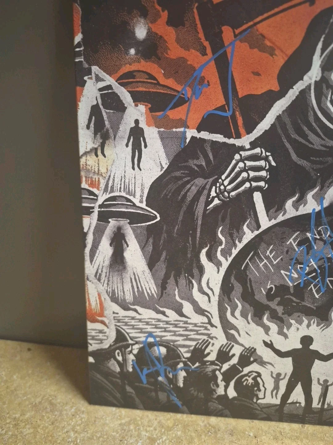 Atreyu Rock Band Musicians Signed The End Is Not The End VINYL Record New, изображение 3