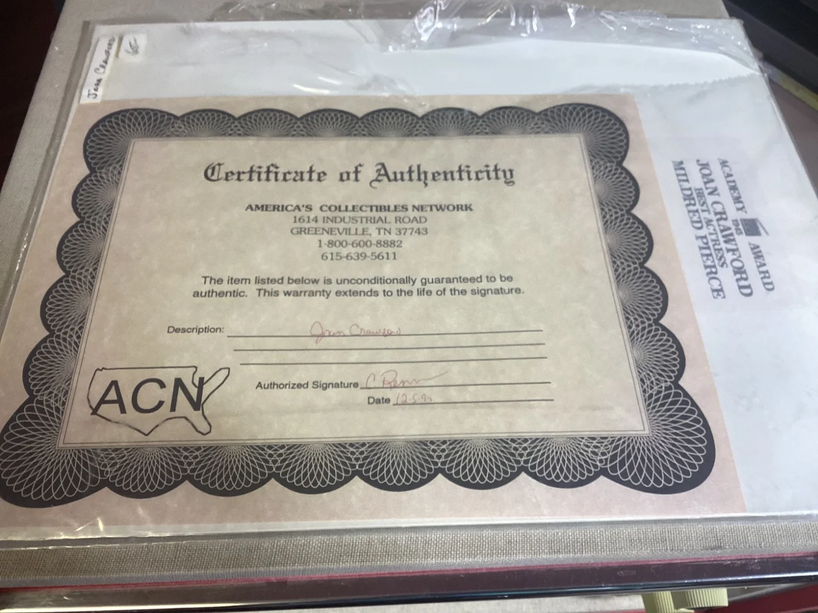 signed picture Joan Crawford in cardboard fram with certificate of authenticity, изображение 2
