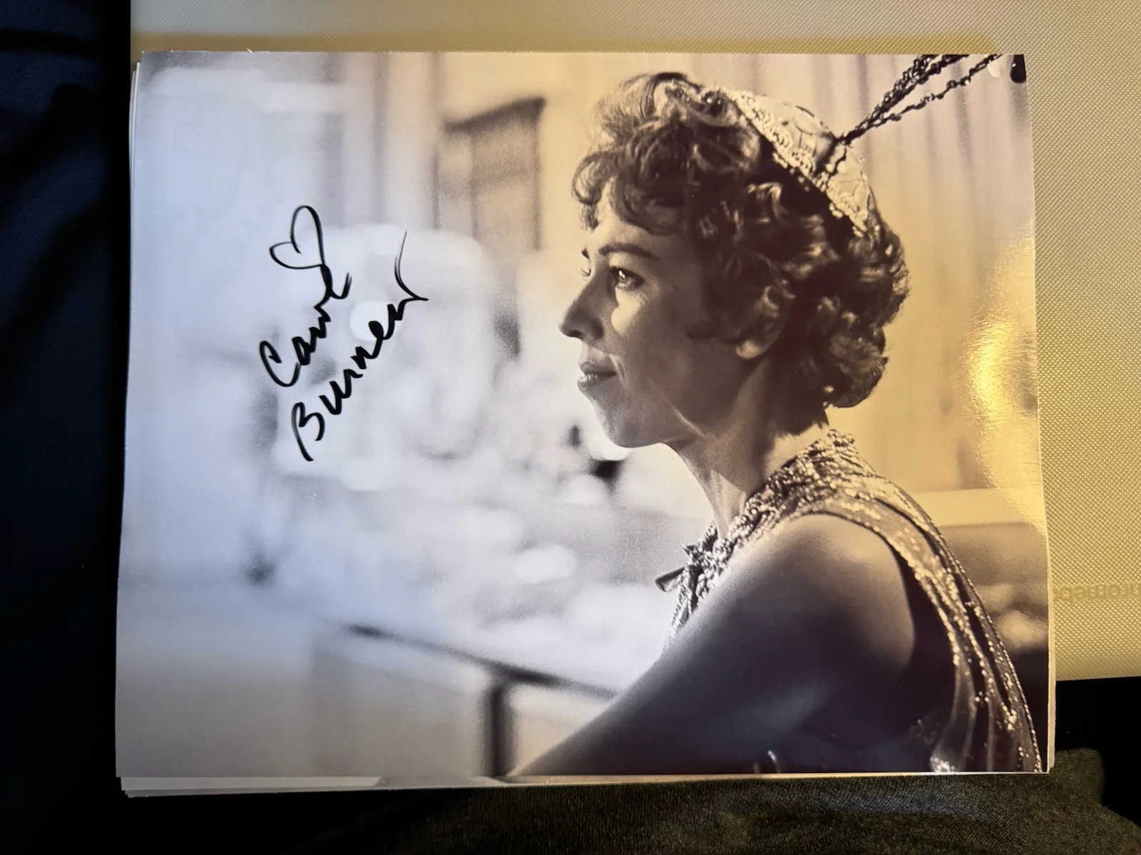 Carol Burnett — Carol Burnett signed 8x10 photo Mama's Family Saul autographed