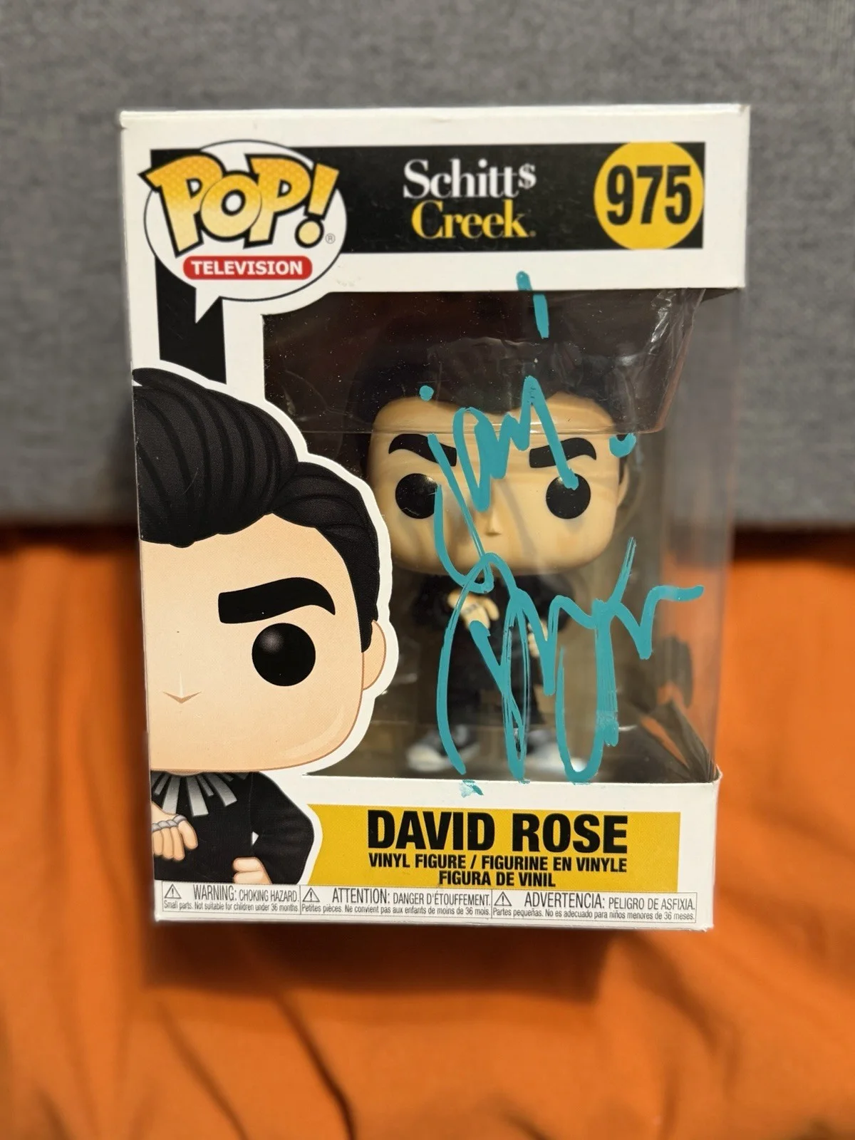 DAN LEVY — Dan Levy Schitts Creek David Rose Signed Funko Pop Beckett COA COMEDY