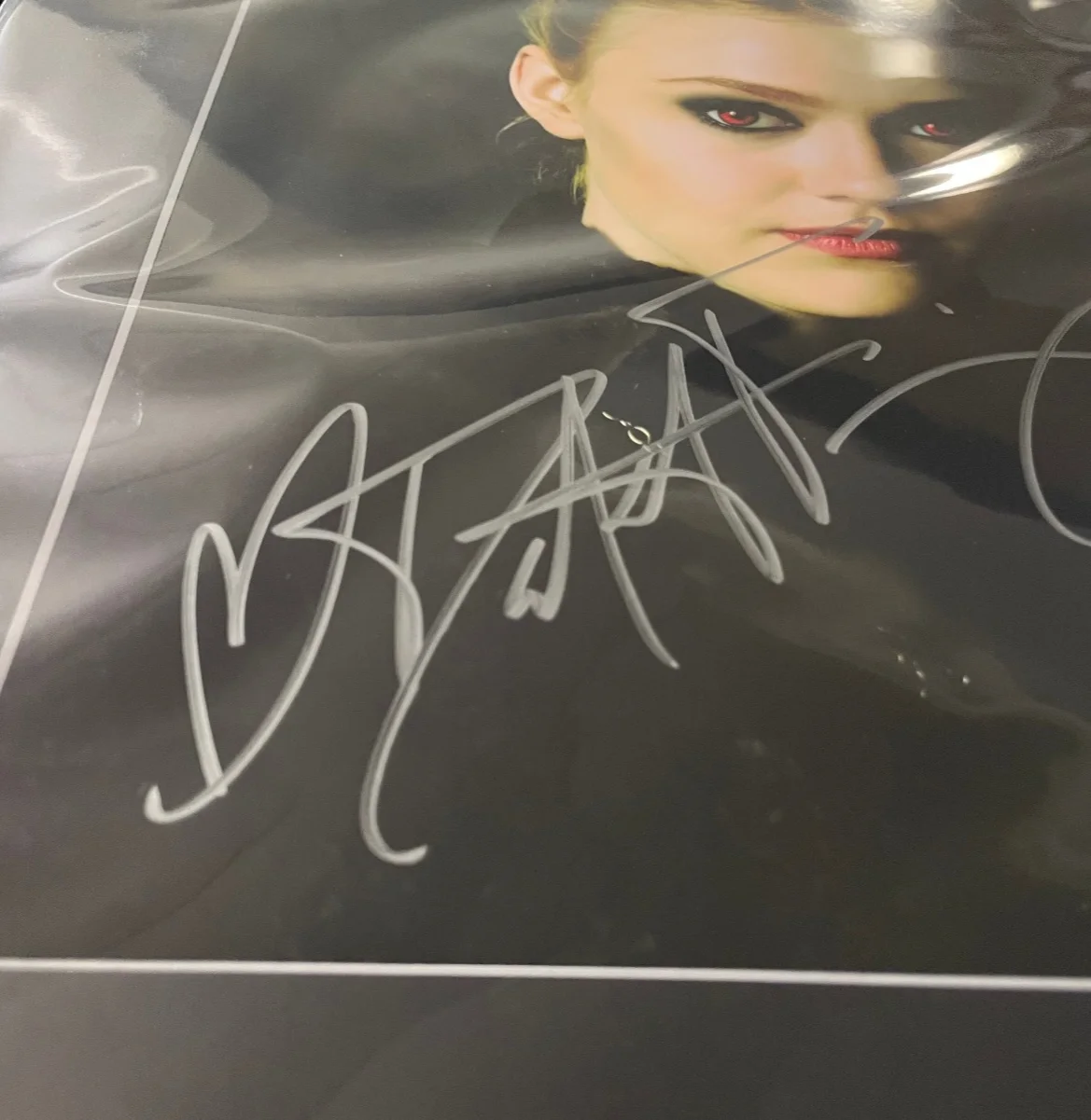 Dakota Fanning Jane Volturi from Twilight Signed 8x10 Photo Autograph with LOA, изображение 2