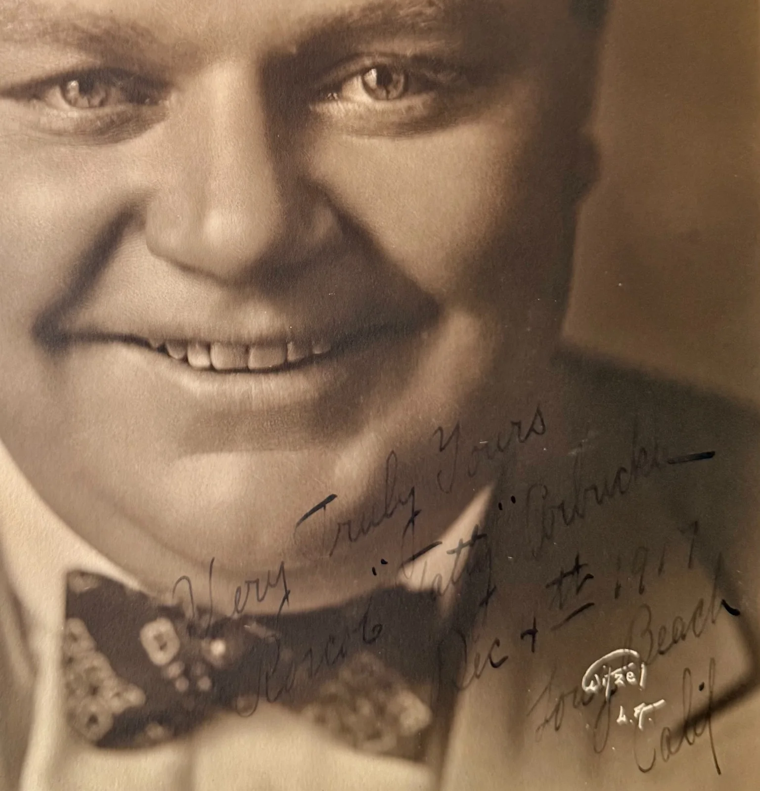 Roscoe Fatty Arbuckle — ROSCOE "FATTY" ARBUCKLE Signed Autographed 8" x 10" PHOTO Silent Film Star 1917, изображение 2