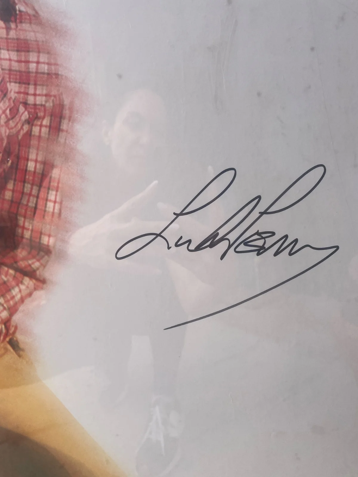 Luke Perry — Luke Perry signed movie poster, black frame, from signing promo, good, image 3