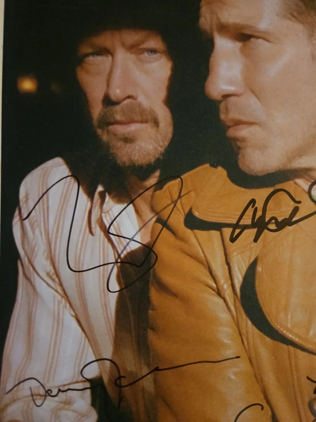 Jon Bernthal, Ebon Moss-Bachrach, cast — Dog Day Afternoon Signed Window Card - Jon Bernthal, Ebon Moss-Bachrach, Cast, image 2