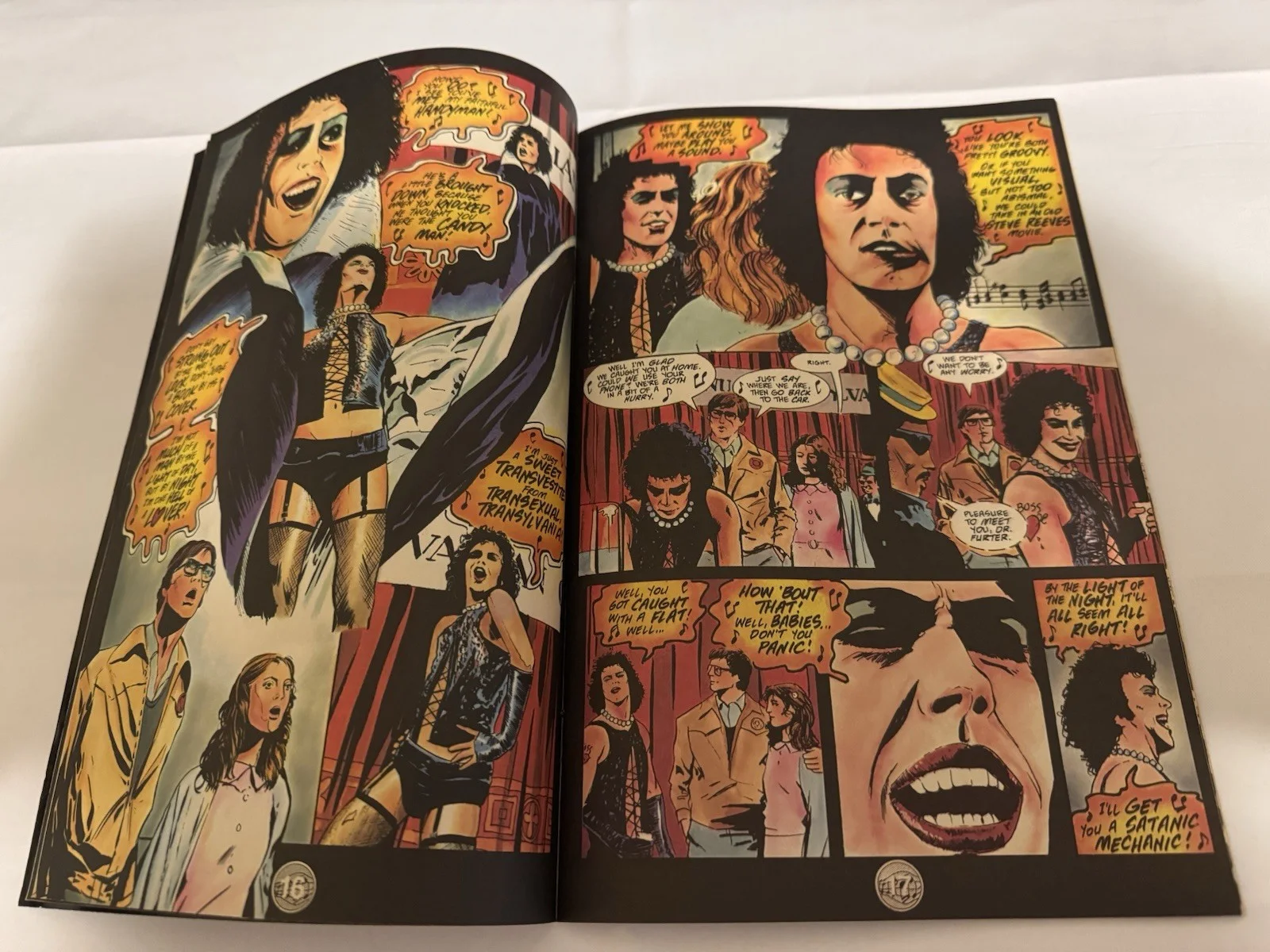 Tim Curry — Tim Curry Signed Rocky Horror Picture Show Comic Book OCCM COA, image 3