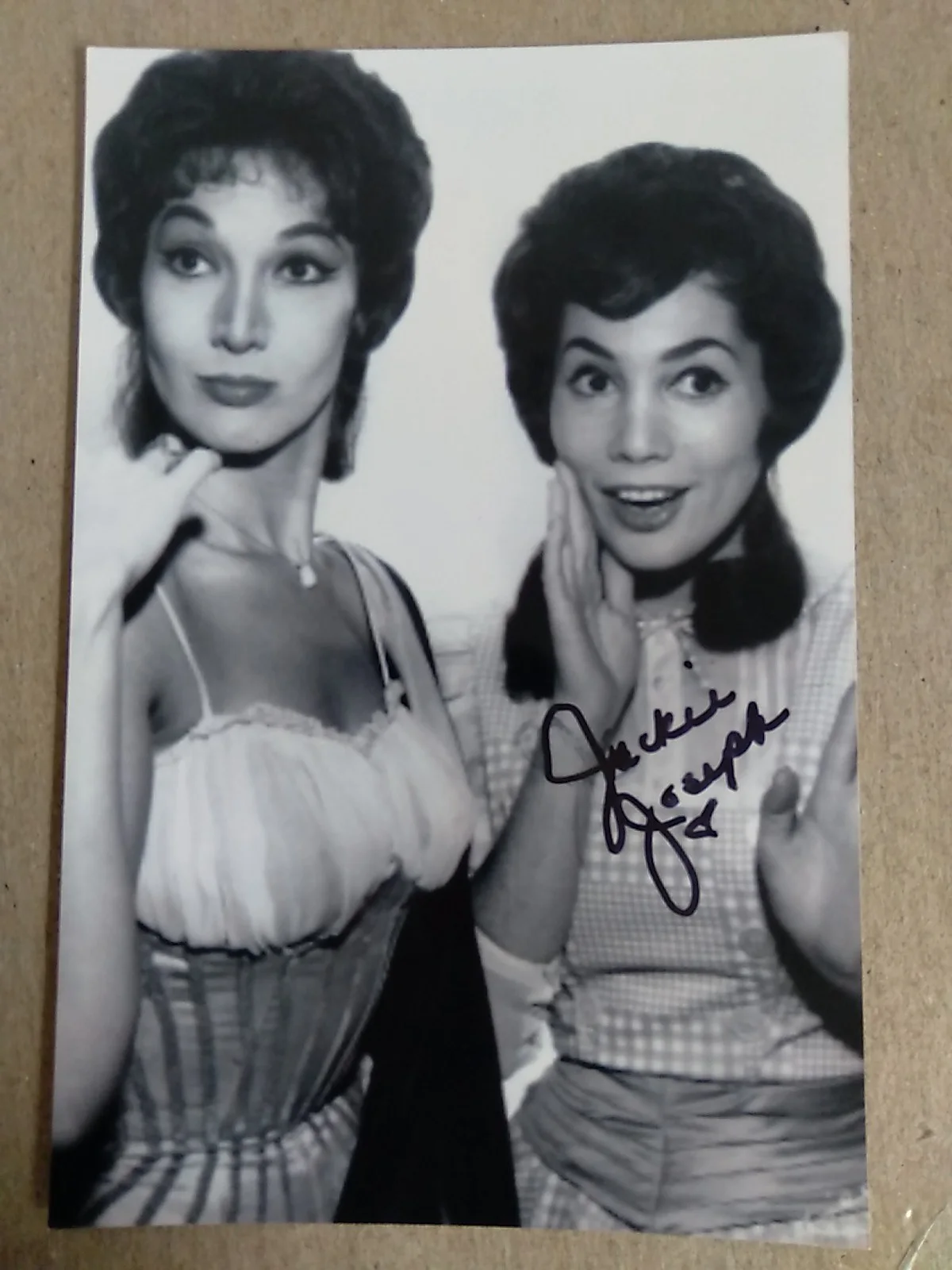 Jackie Joseph American Actress Autographed 6x4 Photo Signed, image 2