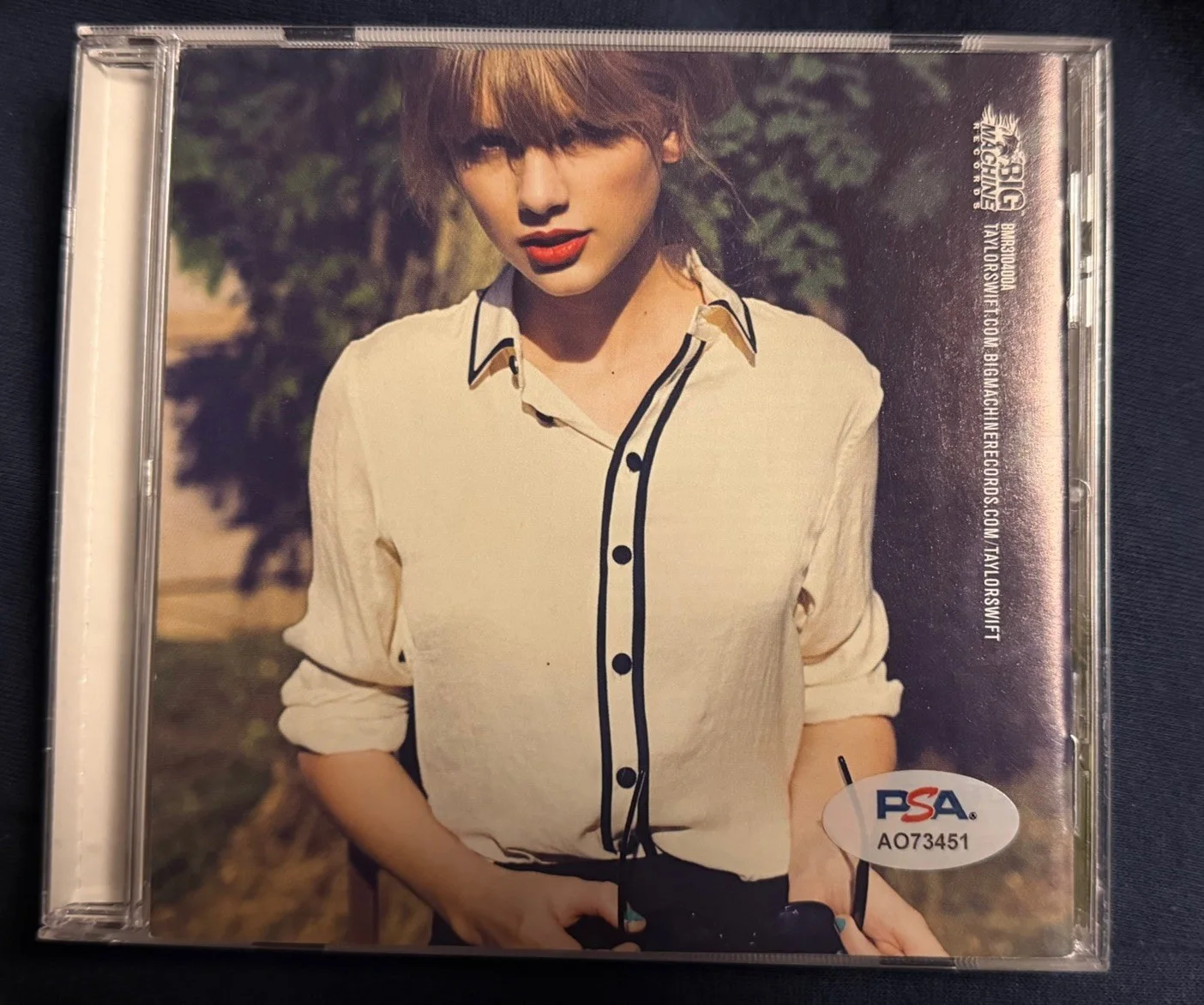 AUTHENTIC Taylor Swift Signed Autograph 2012 Red OG CD Album Cover PSA DNA COA, изображение 2