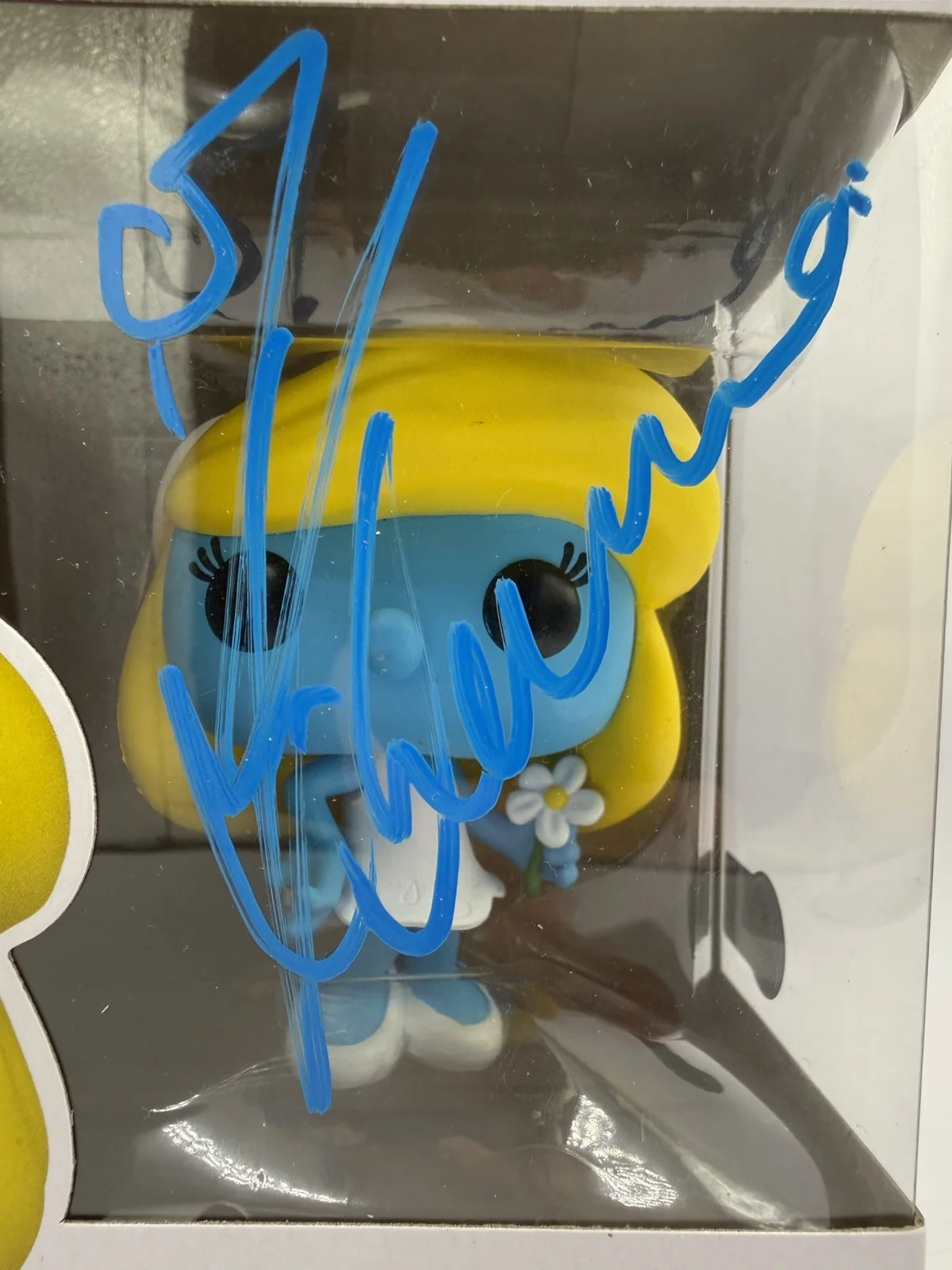 RIHANNA — RIHANNA Signed Smurfs "Smurfette" Funko Pop #1516 w/ BECKETT BAS LOA, image 3