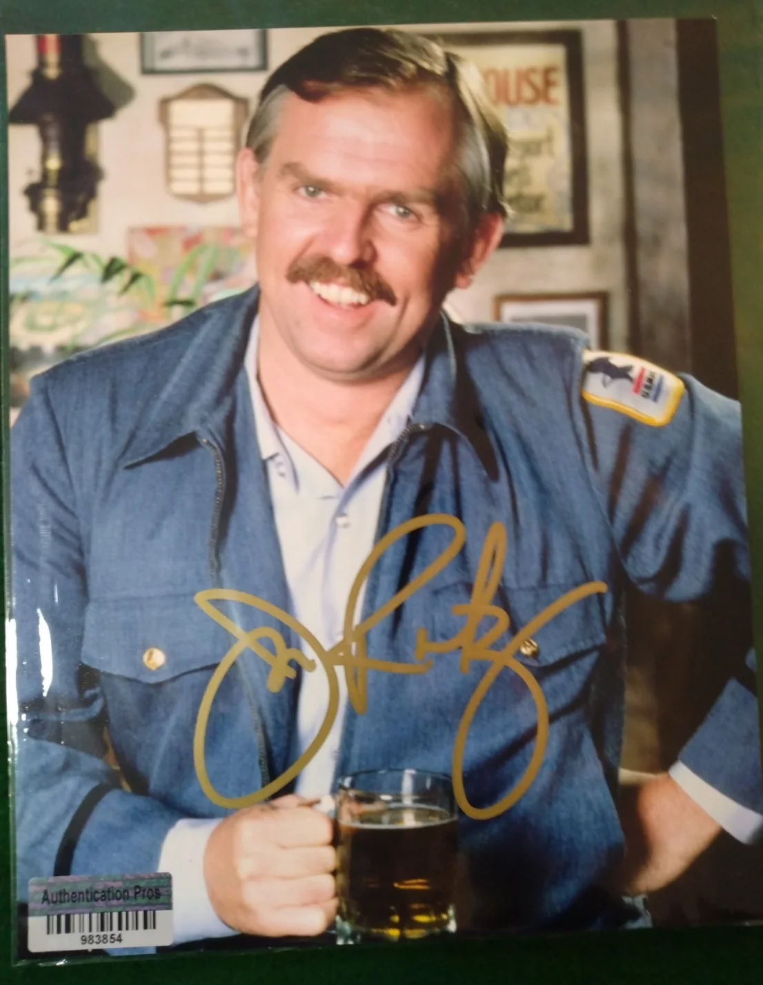 JON RATZENBERGER — John Ratzenberger Signed Autographed 8x10 Photo CERT #983854 AUTO