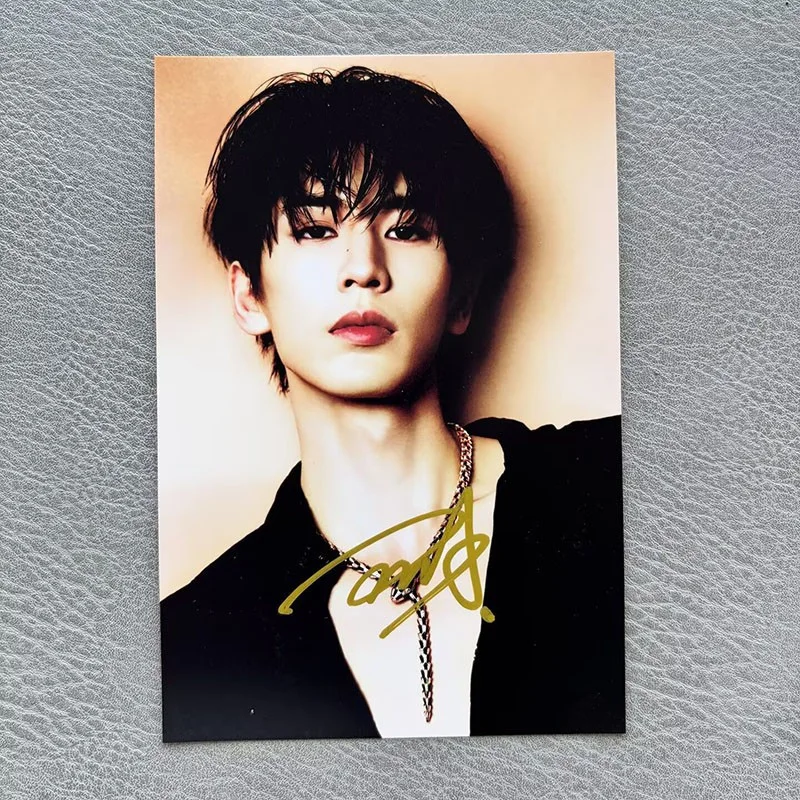 Zhang Linghe 张凌赫 Autographed Signed Photo Collection, image 3