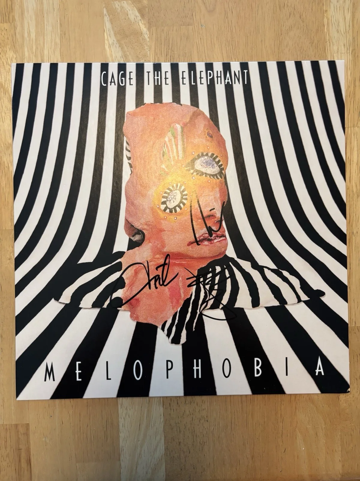 CAGE THE ELEPHANT Signed Autographed “MELOPHOBIA” VINYL BECKETT COA, image 3