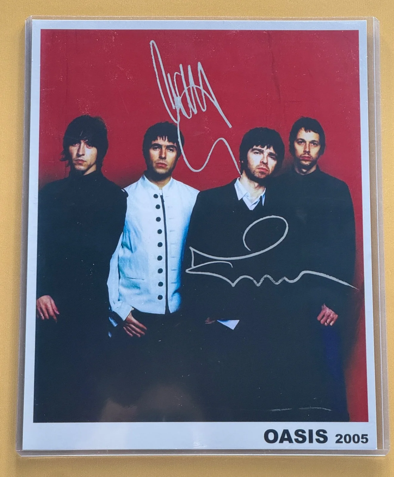 LIAM GALLAGHER and NOEL GALLAGHER — SIGNED OASIS 2005 Photo with COA - Slipcover - Ships FREE