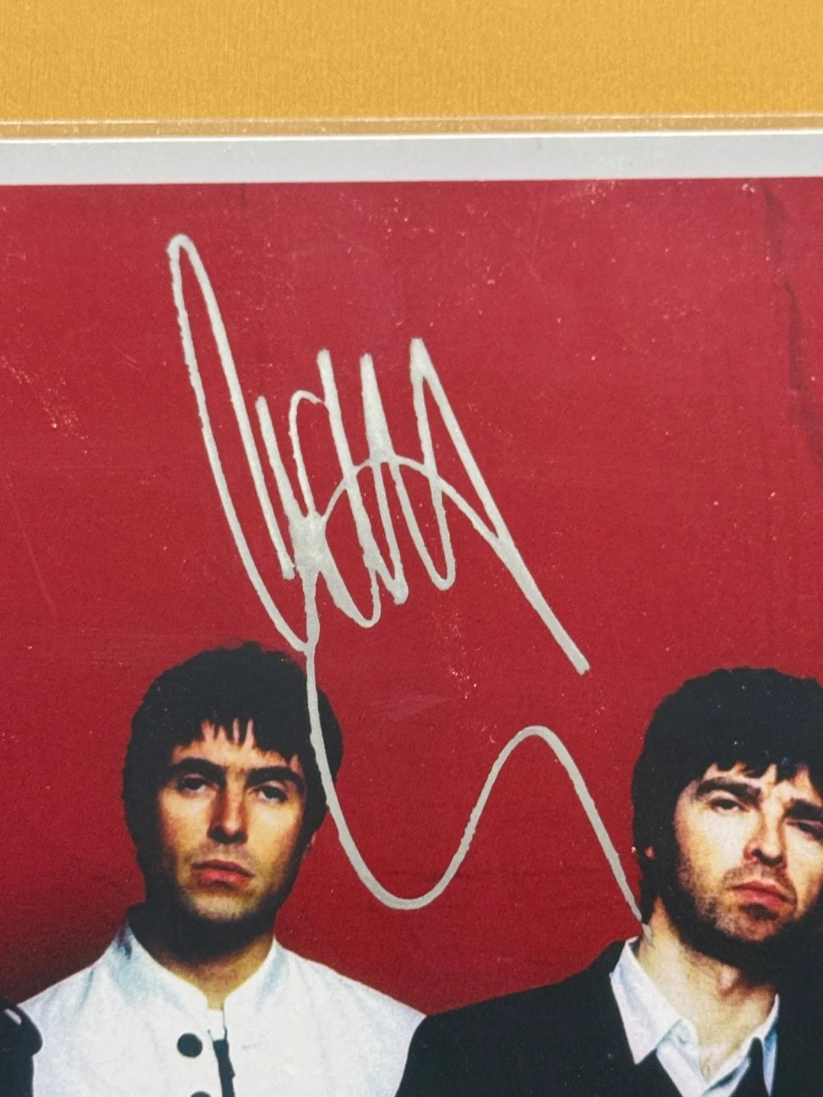 LIAM GALLAGHER, NOEL GALLAGHER — SIGNED OASIS 2005 Photo with COA - Slipcover - Ships FREE, изображение 2