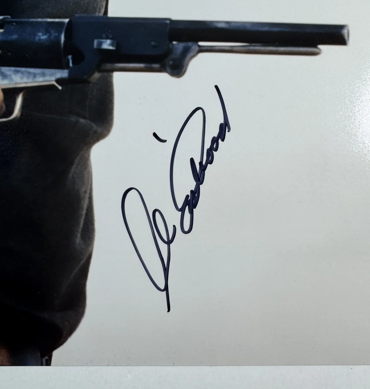 Clint Eastwood — CLINT EASTWOOD SIGNED THE OUTLAW JOSEY WALES 16x20 PHOTO BECKETT BAS LOA BF76265, изображение 2