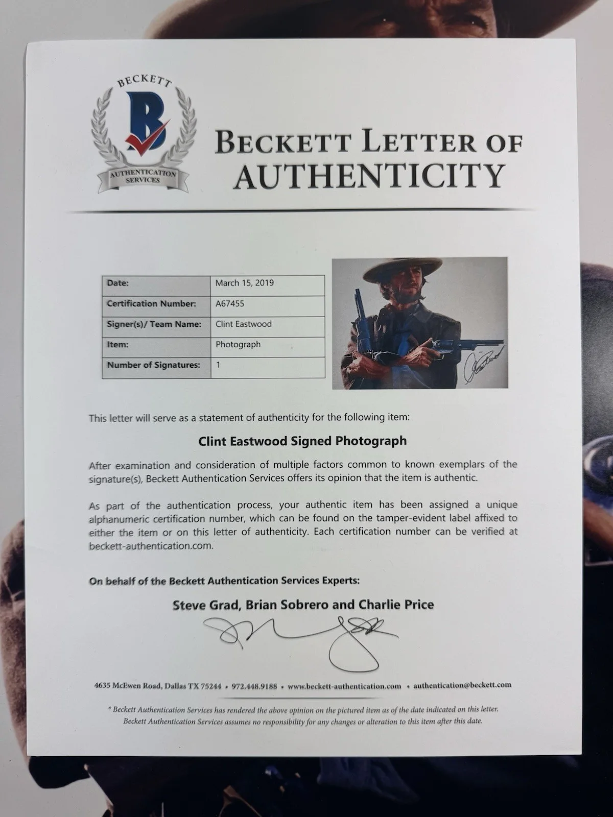 Clint Eastwood — CLINT EASTWOOD SIGNED THE OUTLAW JOSEY WALES 16x20 PHOTO BECKETT BAS LOA A67455, изображение 4