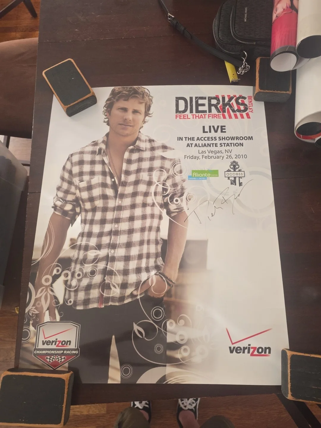 Dierks Bentley — DIERKS BENTLEY SIGNED AUTOGRAPH LARGE CONCERT POSTER- 2010
