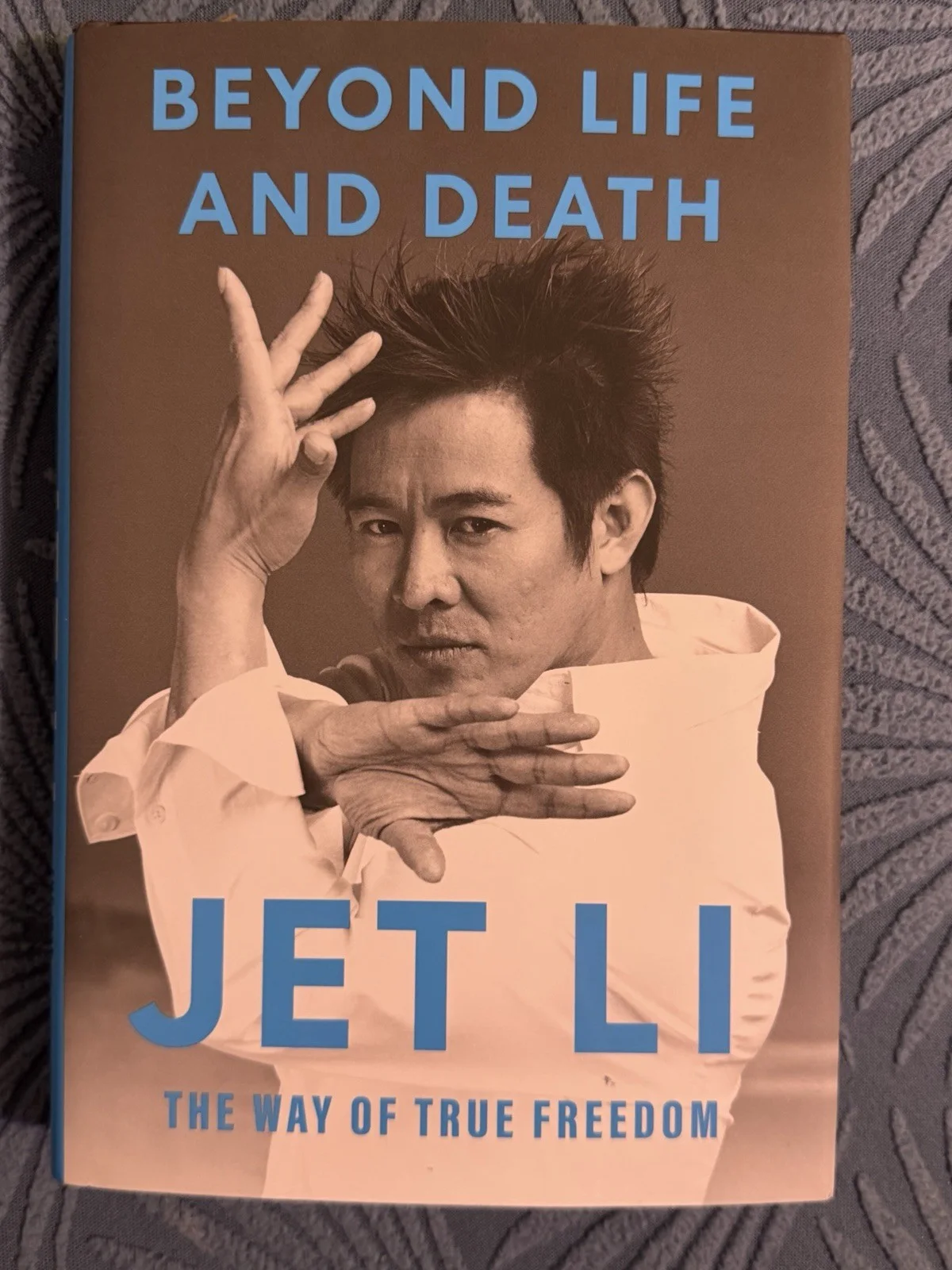 Jet Li — Jet Li Signed Book Autographed w/ Proof Video