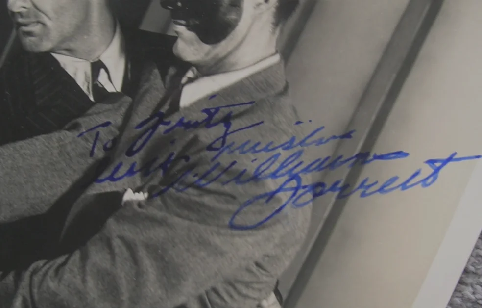 WILLIAM FORREST — WILLIAM FORREST "THE MASKED MARVEL" VINTAGE AUTOGRAPH MOVIE STILL, image 2
