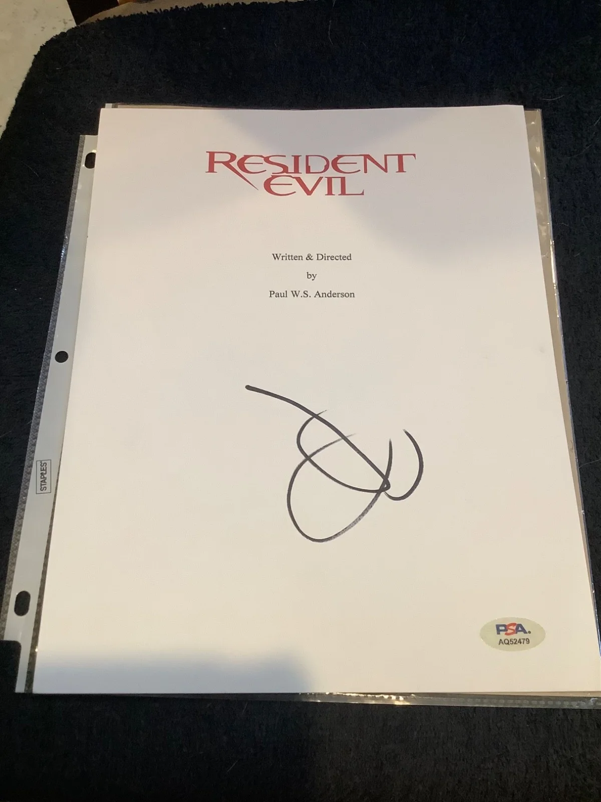 MILLA JOVOVICH — MILLA JOVOVICH Signed Autographed SCRIPT COVER RESIDENT EVIL ALICE PSA DNA, image 3