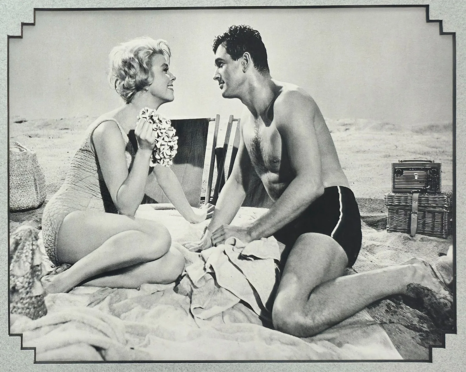 2 Photo Display Rock Hudson Signed Autograph & with Doris Day with COA, image 4