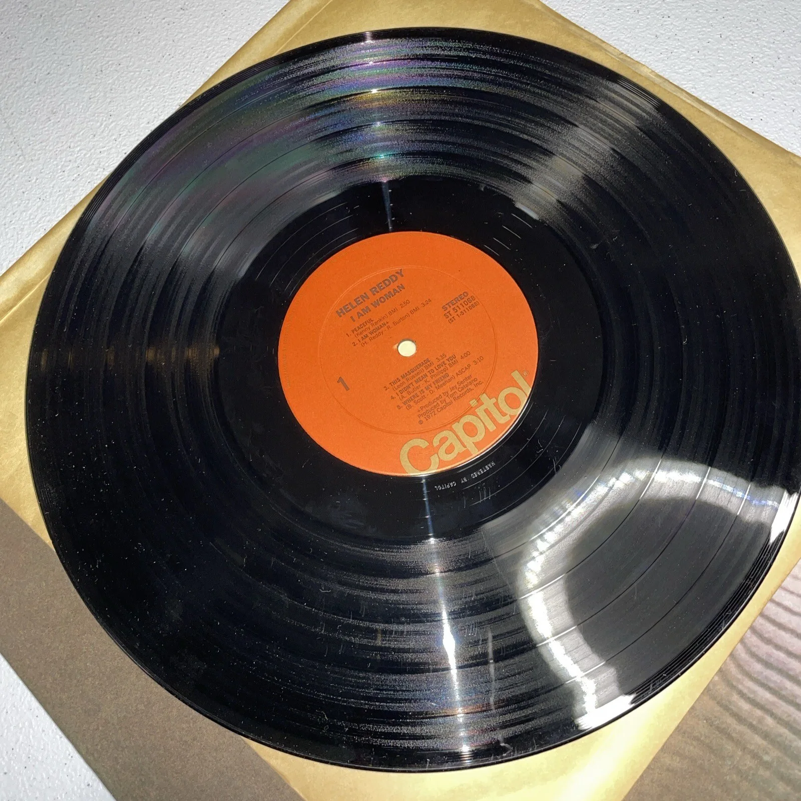 Helen Reddy I am woman vinyl record, изображение 3