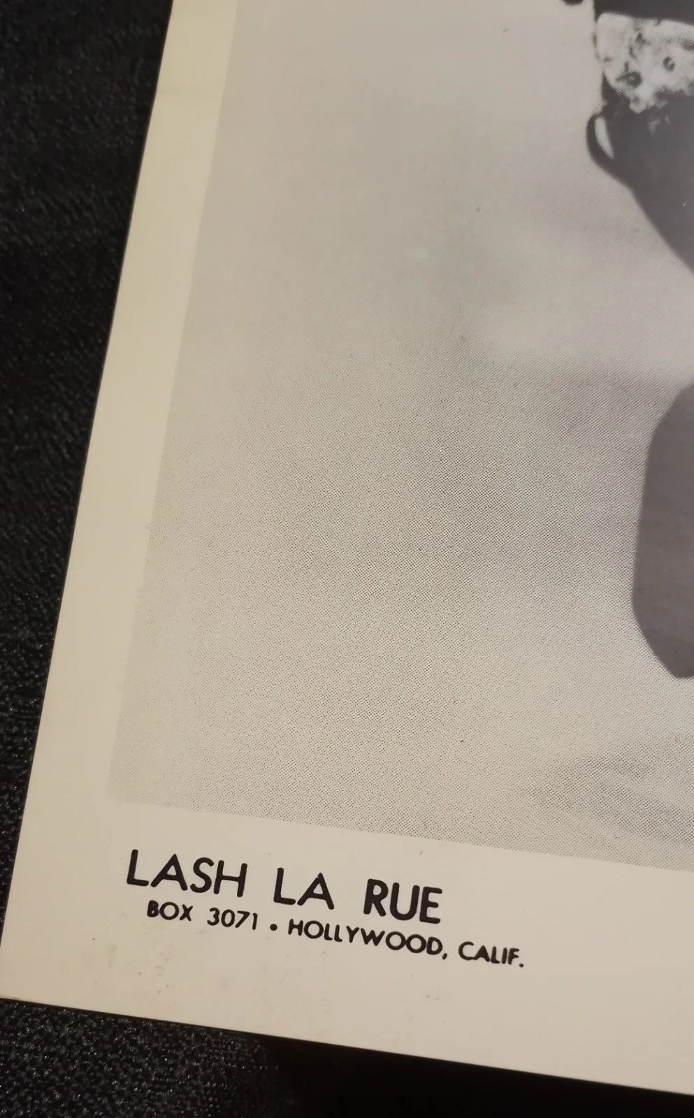Lash La Rue — Vintage 1960s LASH LA RUE - AUTOGRAPHED INSCRIBED PHOTOGRAPH 8 X 10 B&W, изображение 3