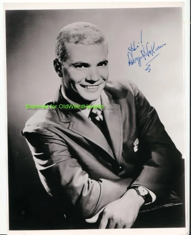 Dwayne Hickman, Bob Denver — DOBIE GILLIS TV SIGNED PHOTO LOT 1959 DWAYNE HICKMAN Gilligans Island BOB DENVER, изображение 2