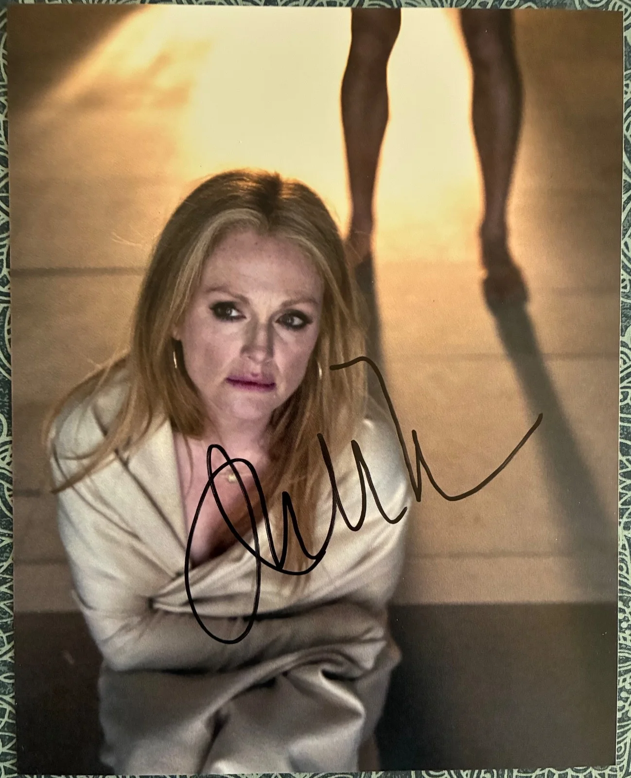 Julianne Moore — Julianne Moore Signed 8x10 Photo Autograph Movie Star Oscar Winner w/ COA, изображение 2