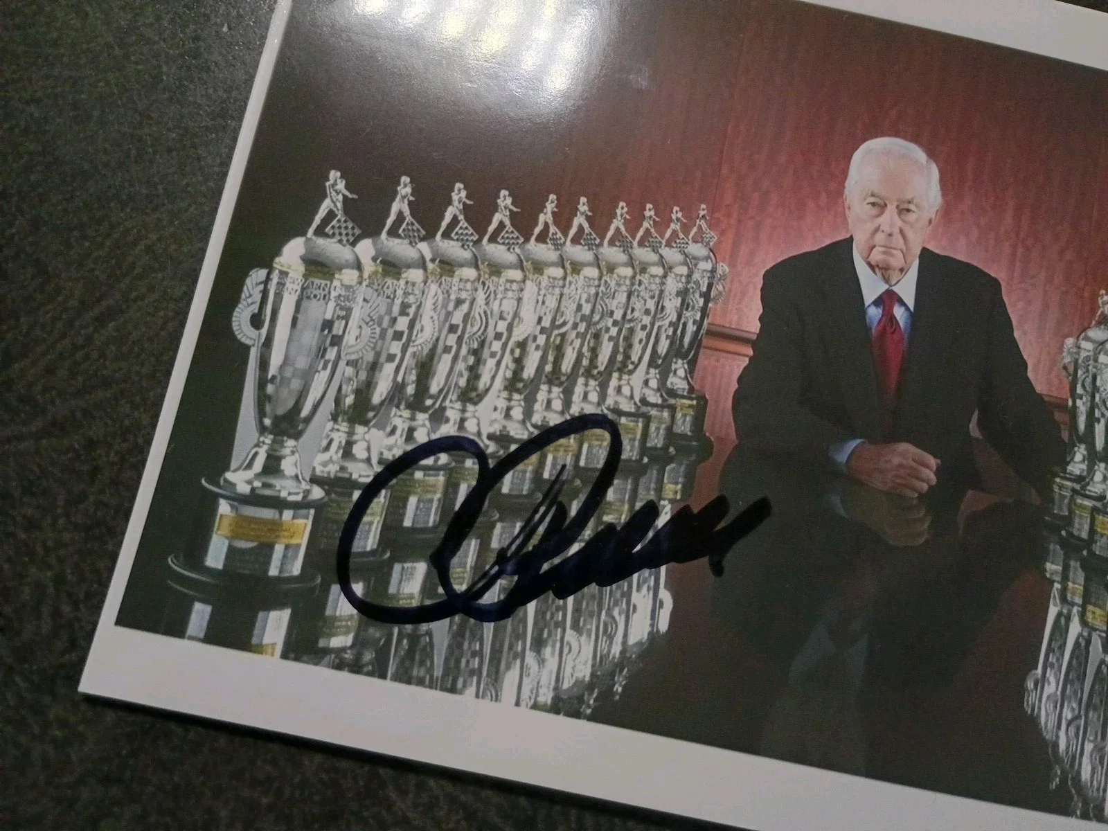 ROGER PENSKE — ROGER PENSKE Authentic Hand Signed Autograph 4X6 Photo -- LEGEND RACE CAR OWNER, изображение 2
