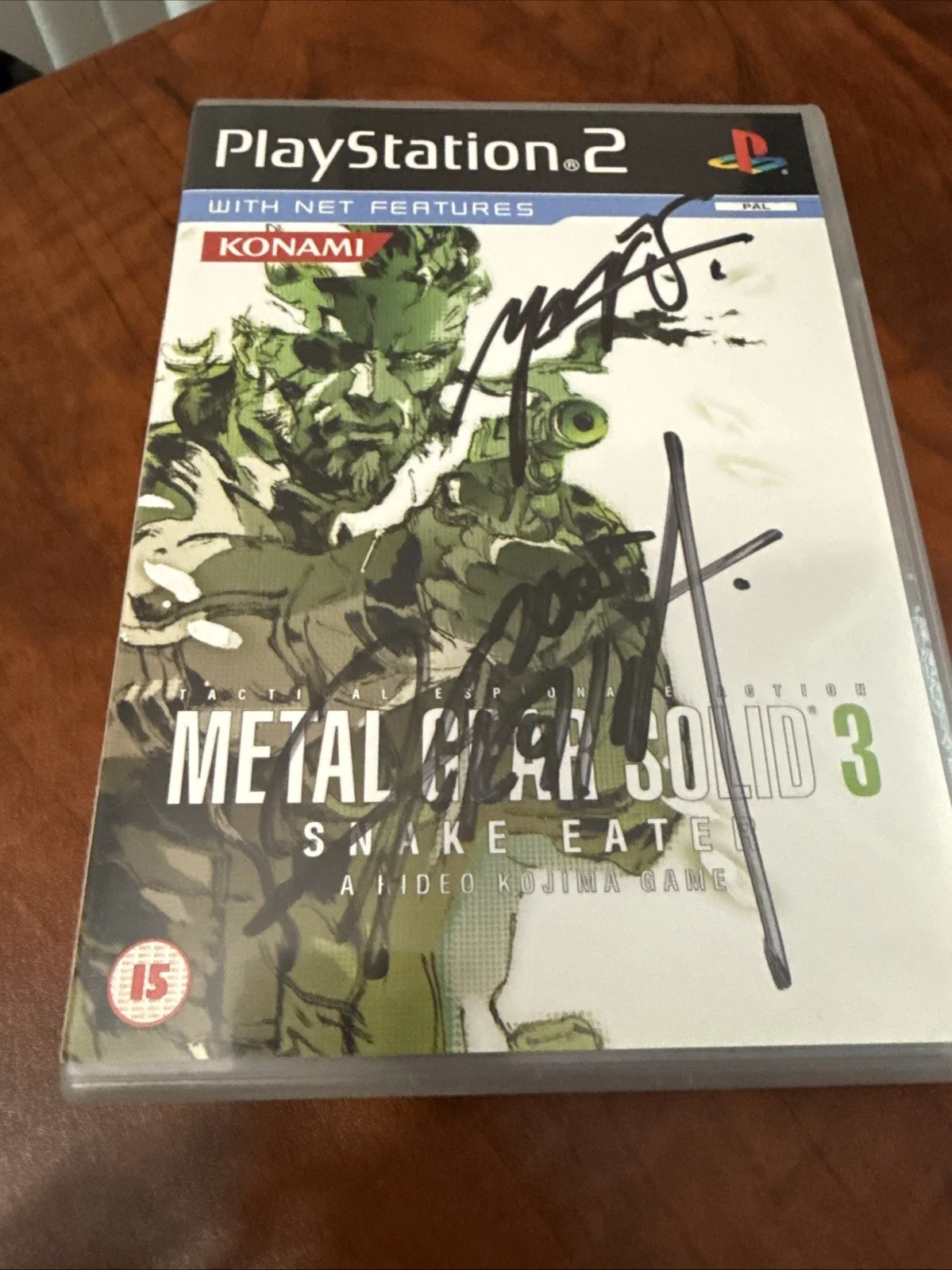 Hideo Kojima, Yoji Shinkawa — Rare Metal Gear Solid 3 Playstation 2 - PS2 Hand Signed Autographed, image 2
