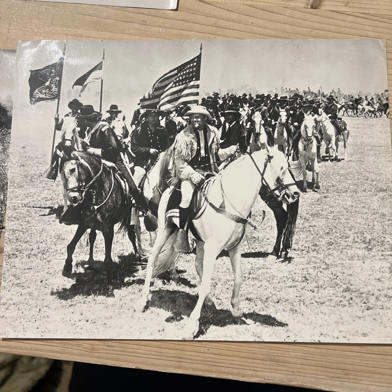 Rare press publicity fim memorabilia CUSTER OF THE WEST Synopsis Photos/ Stills, изображение 3