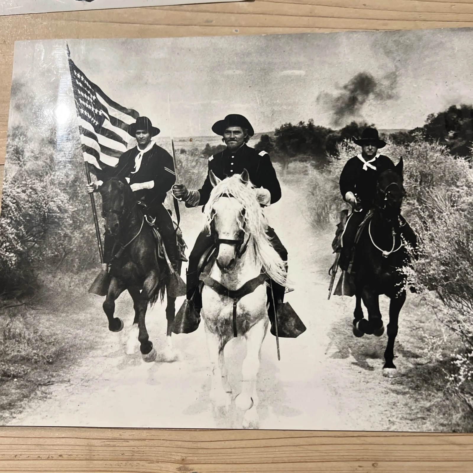 Rare press publicity fim memorabilia CUSTER OF THE WEST Synopsis Photos/ Stills, изображение 5