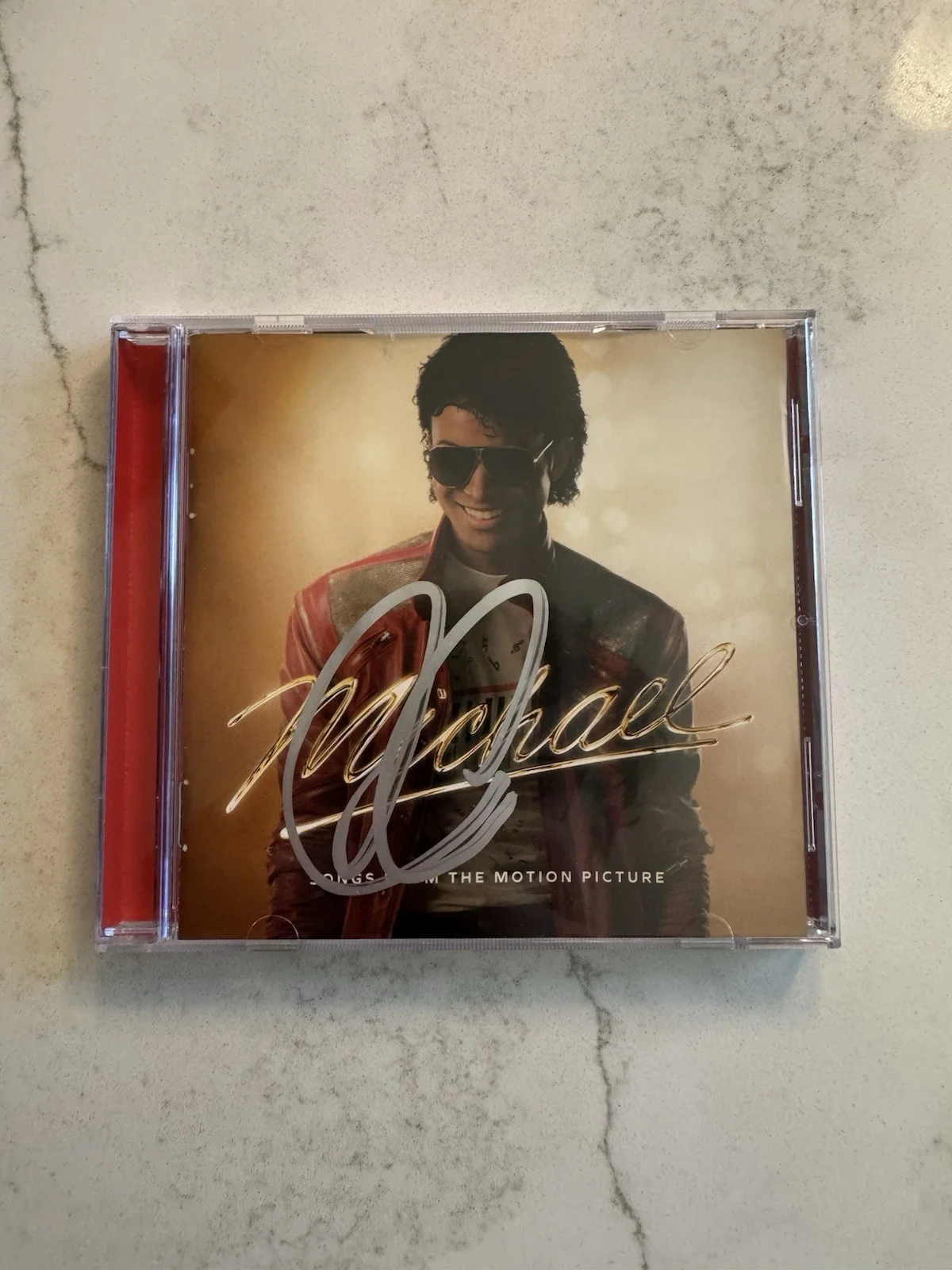 Jaafar Jackson Signed Autographed Michael Movie CD Soundtrack PROOF PHOTO, изображение 3