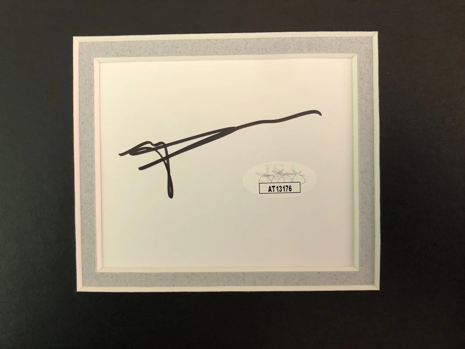 MATTHEW McCONAUGHEY — MATTHEW McCONAUGHEY FRAMED SIGNED PHOTO DISPLAY " INTERSTELLAR" JSA COA, image 4