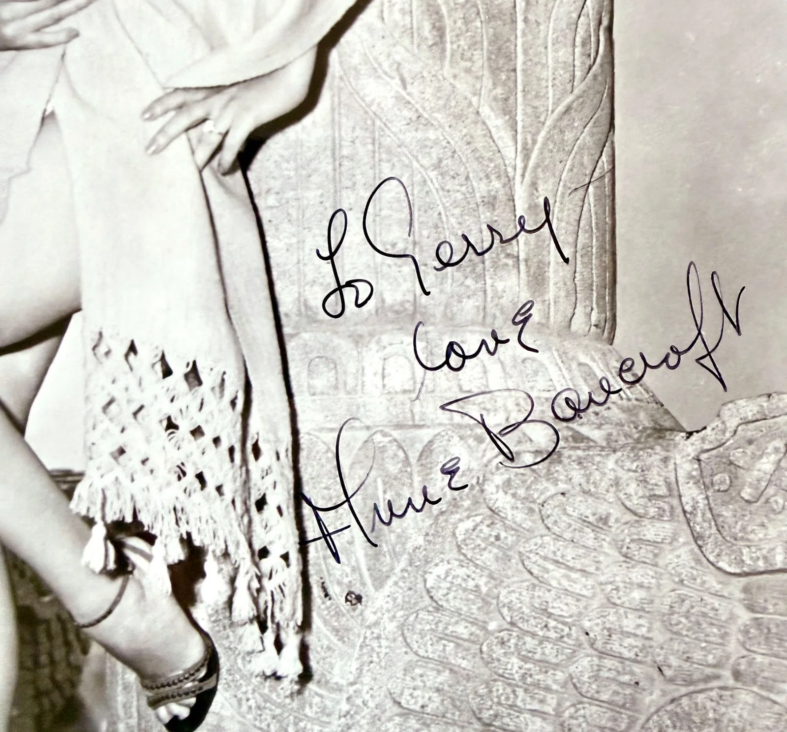 Anne Bancroft — Early Anne Bancroft Signed 8x10 Glamour Photo PSA/DNA Stunning Vintage Image!, изображение 3