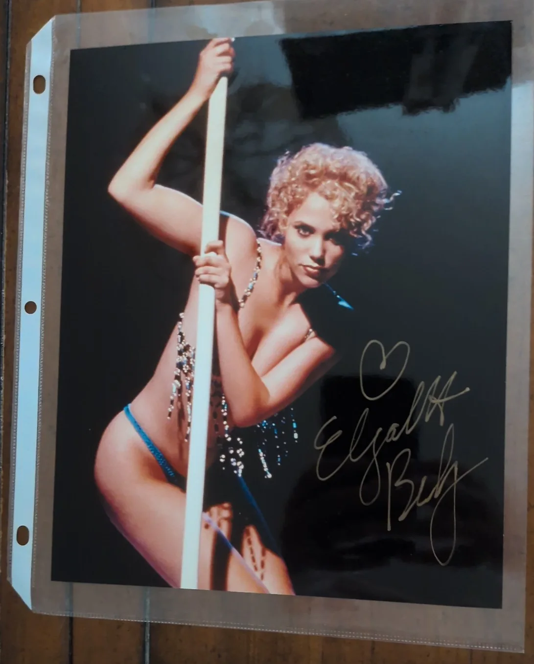 Elizabeth Berkley — Hot Sexy Elizabeth Berkley Signed 8x10 Photo - Showgirls Autograph COA Included