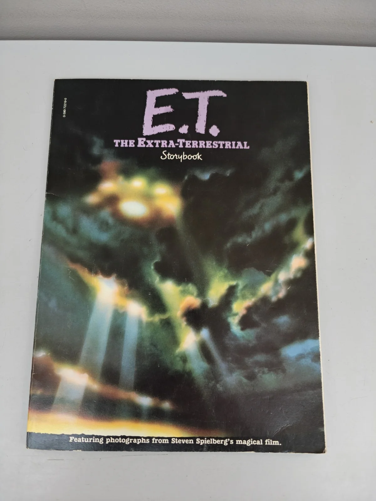 E.T. The Extra Terrestrial Storybook Vintage Film Book 1982 Paperback, изображение 2